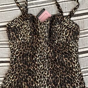 MANEATER TOP IN WILD LEOPARD PRINT - VIXEN BY MICHELINE PITT